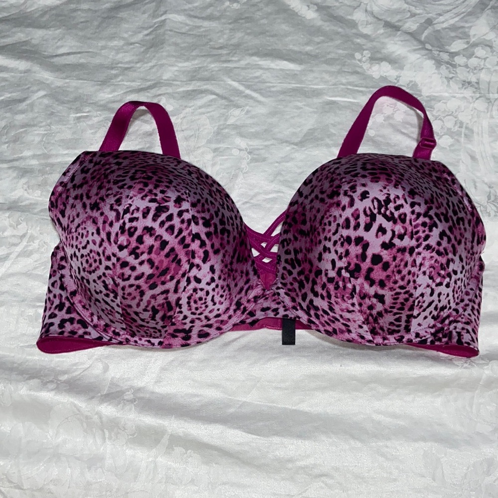 Torrid Curve  Push Up Plunge Bra 42 DDD